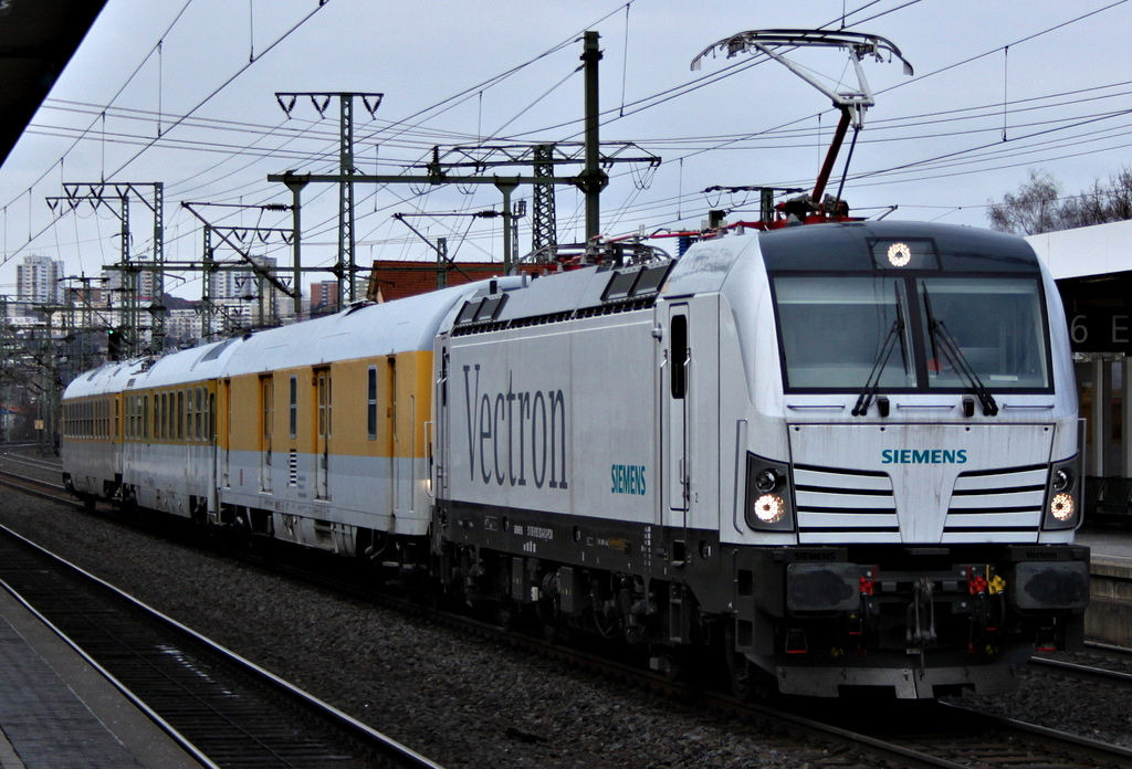 193 924-8 mit Messzug am 16.02.12 in Fulda 
