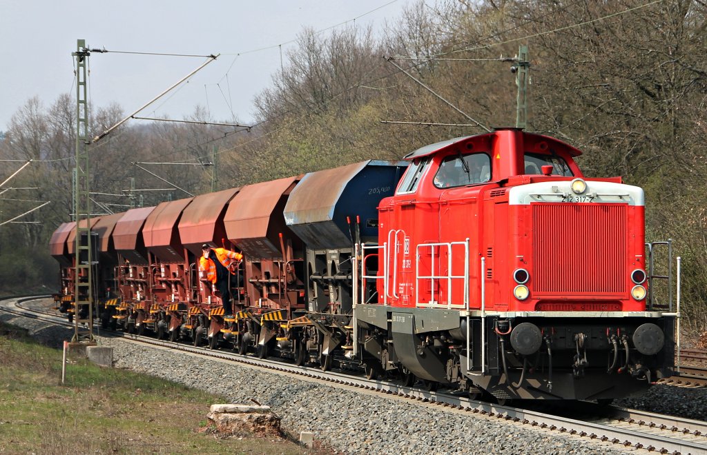 Die 212 317 in Vollmerz am 4.4.2012!