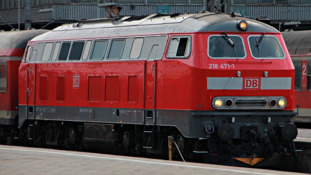 Die 218 471 in M�nchen am 3.4.2012!