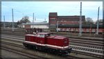 203 227-4 (202 327) der MTEG abgestellt in Waren (a.d. Müritz) am 11.04.2016