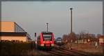 623 030 als RE4 in Richtung Pasewalk und 223 052-2 ( 253 015 ) der Press in Torgelow am 08.03.2016