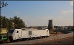 285 107 der ITL/Captrain bei Gleisbauarbeiten in Neubrandenburg am 06.04.2016